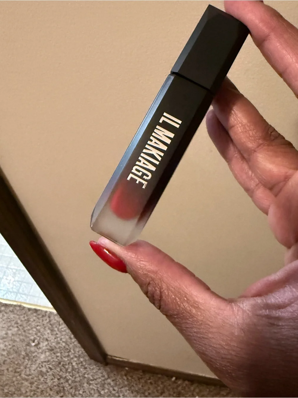 IL MAKIAGE Red Lipstick